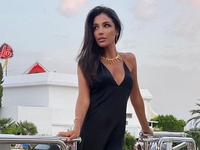 Экс-солистка «ВИА Гры» Санта Димопулос объявила о переезде в Дубай