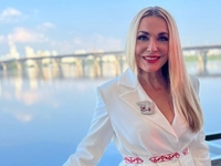 Ольга Сумская празднует 57-летие: как актрису поздравили муж и младшая дочь