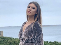 Певица Ассоль возобновила карьеру под новым сценическим именем