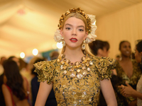 Звезда «Хода королевы» Аня Тейлор-Джой вышла замуж: первые подробности о свадьбе в Венеции