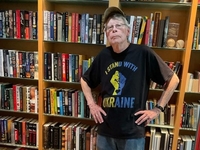 Стивен Кинг перенес операцию: у «Короля ужасов» возникли серьезные проблемы со здоровьем