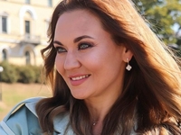 Саливанчук сверкнула голой грудью в центре Киева