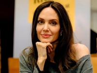 Анджелина Джоли впервые публично высказалась о войне между Израилем и ХАМАС