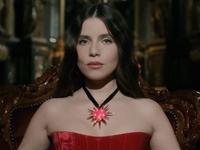 «Красиво, но не Донетчина»: Соловий в купальнике отдохнула в Италии