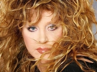 "Именно вас я назвала рабами и холопами": Пугачева резко ответила хейтерам