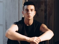 Melovin признался, как узнал о неизлечимой болезни, и рассекретил диагноз