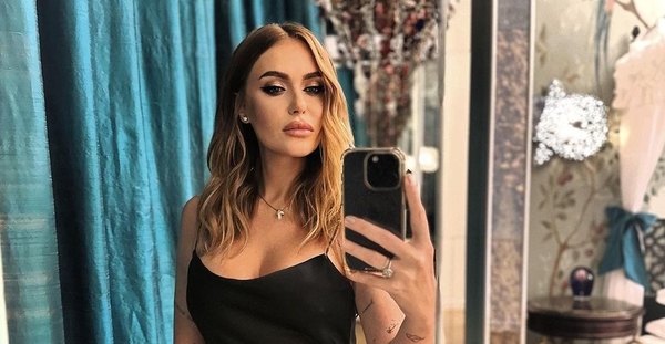 Каминская показала спину, назвала Львов особенным и поведала о любви к родной земле