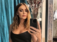 Каминская показала спину, назвала Львов особенным и поведала о любви к родной земле