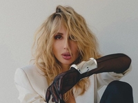 "Обожаю метро Парижа": Лобода показала, как пользуется французской подземкой