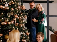 Экс-жена Олега Собчука показала переписку, где певец настраивает против нее дочь