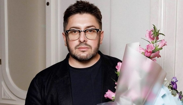 Суханов объяснил, почему до сих пор не выбросил российский паспорт