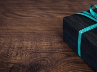 Найдорожчі подарунки, які робили українським зіркам: підбірка