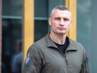 Кличко разделил имущество с экс-женой спустя год после объявления о разводе