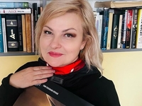 Бурмака показала, как 15 лет назад стала народной артисткой Украины