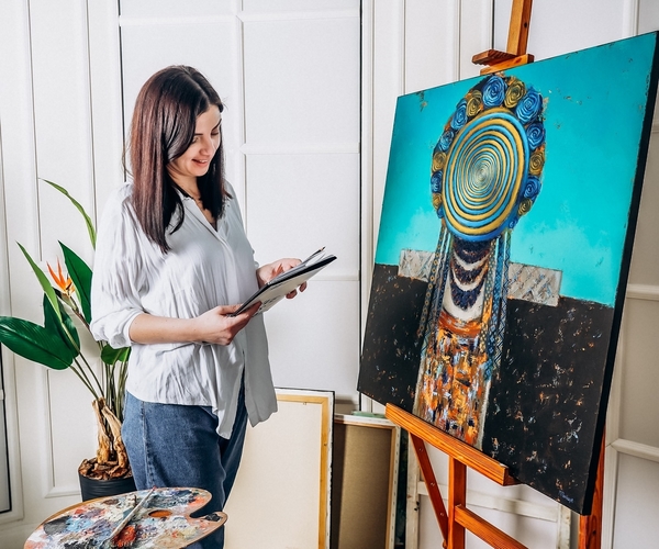 Війна очима художниці: у Києві відбудеться виставка «Жінка. Україна. Перемога»