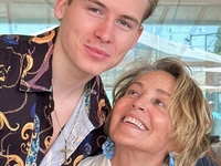 "Пишаюся тобою": Шерон Стоун показала півголе фото свого 23-річного сина