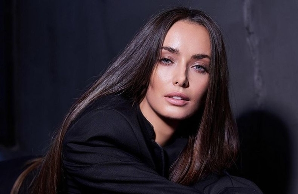 «Обокрали на 15 тысяч гривен»: Ксения Мишина пожаловалась на мошенника в Instagram