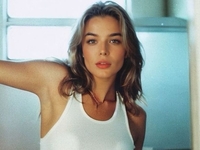 Гросу показала свой образ 90-х от ИИ и вспомнила выход Бджілки