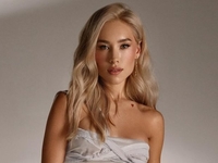 Блогерша Даша Квиткова рассекретила свою первую работу