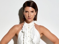 Анита Луценко сделала пластику после неудачной операции на животе