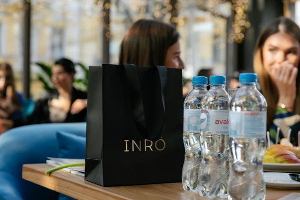 Апґрейд по-жіночому-2024: журнал GLORY та БФ “Народжені перемагати” провели благодійний нетворкінг / пресслужба