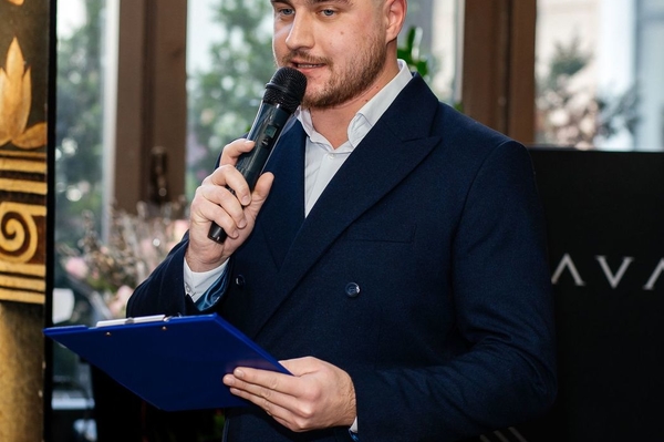 Апґрейд по-жіночому-2024: журнал GLORY та БФ “Народжені перемагати” провели благодійний нетворкінг / пресслужба