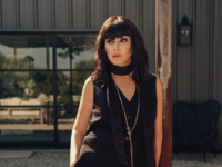 Онкохвора Шеннен Догерті показала, який вигляд мала перед операцією на мозку