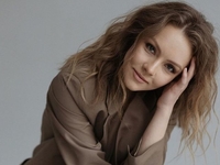 Шоптенко показалась на милицях і повідомила про майбутню операцію