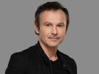 Вакарчук показал, как провел выходной с мамой в Мукачево