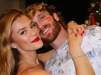 Бывшая Ди Каприо Нина Агдал объявила о первой беременности