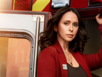 Дженніфер Лав Г'юїтт засвітила обличчя трьох дітей на обкладинці своєї книги