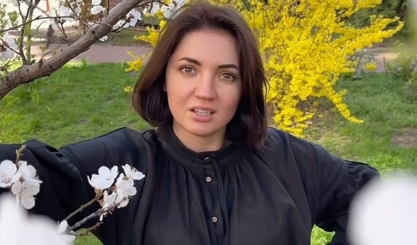Цибульская разбила машину и пожаловалась на очевидцев аварии