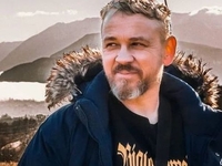 Фоззи издает книгу о зависимости, которую вызывает шоу-бизнес