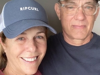 Том Хэнкс показал, как они с женой выглядят в 36-ю годовщину свадьбы