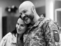 Ефросинина показала, как муж с передовой поздравил ее с годовщиной знакомства