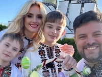 Федишин натякнула на третю вагітність у новому кліпі