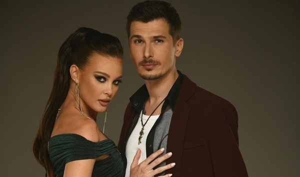 Дівчина Позитива вперше публічно привітала його з днем народження