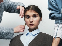 Jerry Heil відвідала Каннський кінофестиваль-2024 у прозорій спідниці