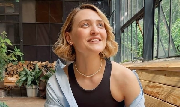 Зірка «Жіночого кварталу» Віра Кекелія запостила архівне фото зі свого випускного