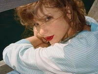 Тейлор Свифт почтят переименованием в ее честь города