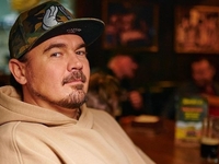 Фагот из «ТНМК» высказался о неудачном браке и названной дочери в России