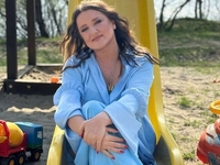 «Їдемо на море»: Могилевська показала, як збирала дочок у поїздку до Одеси