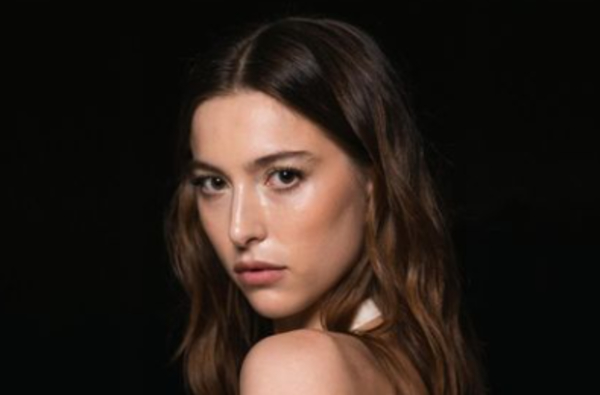 Младшая дочь Джобса объявила о романе с новоиспеченным олимпийским чемпионом