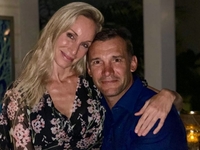 Андрей Шевченко показал фото с женой и поздравил ее с 46-летием