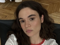 Кацурина снялась топлес и высказалась о своей фигуре после двух беременностей