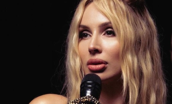 Лобода поведала, что "не обещала" отказ от русскоязычного репертуара