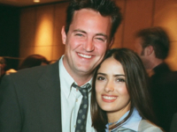 Сальма Хайек почтила память Мэттью Перри в день его 55-летия