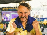 Евгению Клопотенко сделала предложение девушка через приложение «Дія»