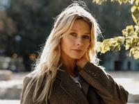 «Час с 10-сантиметровой иглой в глазу»: известная актриса рассказала о жуткой операции