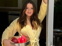 Могилевская поделилась рецептом диетической шарлотки